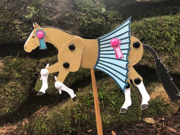 Articulated horse craft