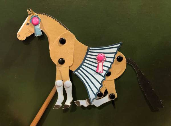 Articulated horse craft